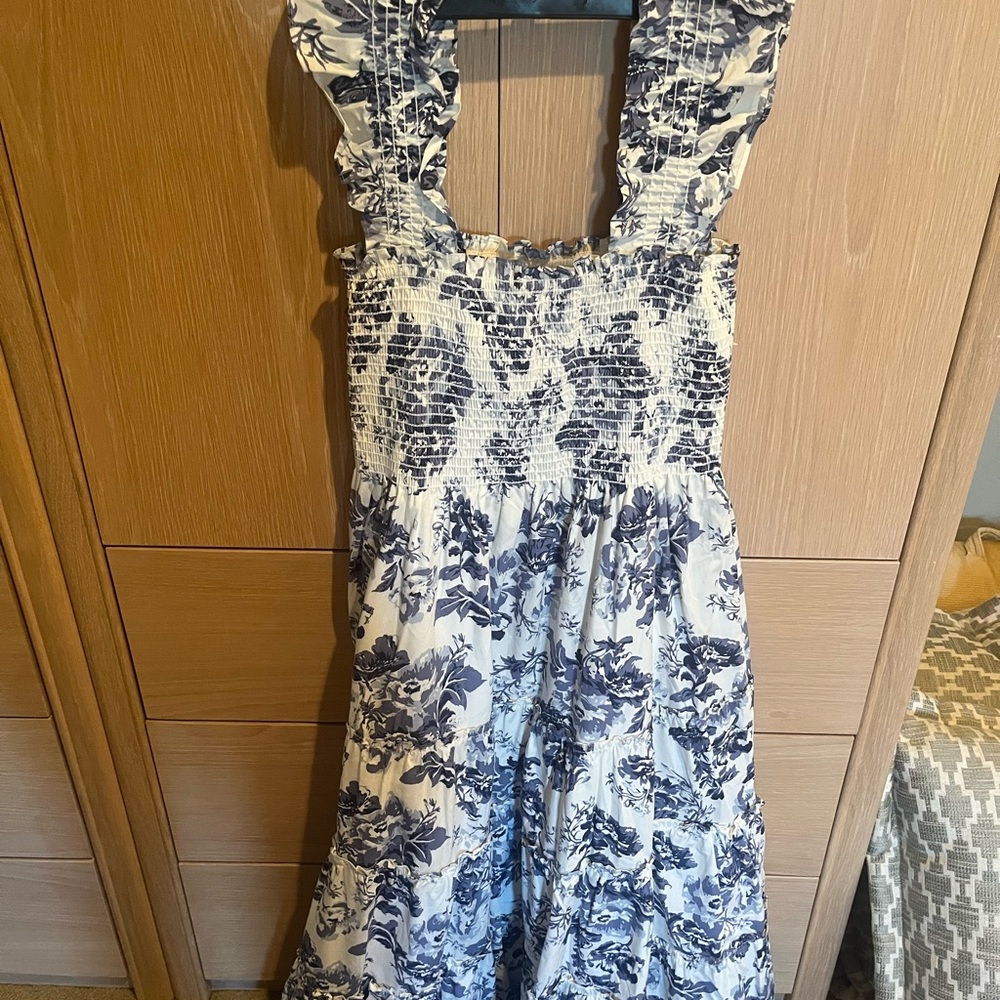 Kourt Blue and White Floral Dress